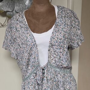 Kori Green Daisy Print Tie-Front Shirt SzM